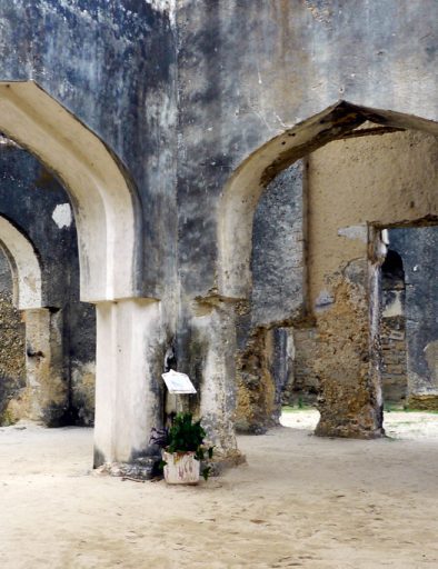 mtoni palace ruins zanzibar